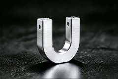 Brushed surface finish for CNC machined metal parts, linear grain brushing texture for aluminum, stainless steel components